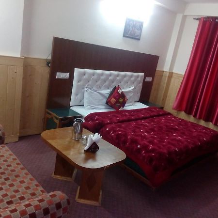 Gautam Hotel & Cottage Manāli Exteriér fotografie