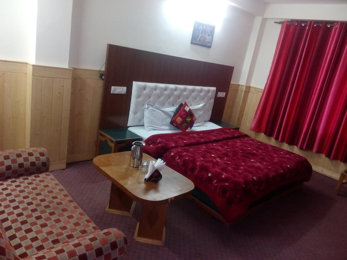 Gautam Hotel & Cottage Manāli Exteriér fotografie
