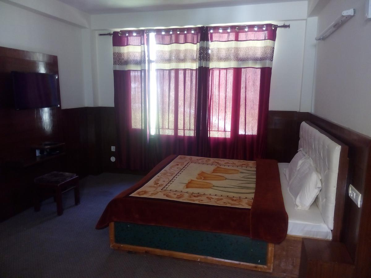 Gautam Hotel & Cottage Manāli Exteriér fotografie